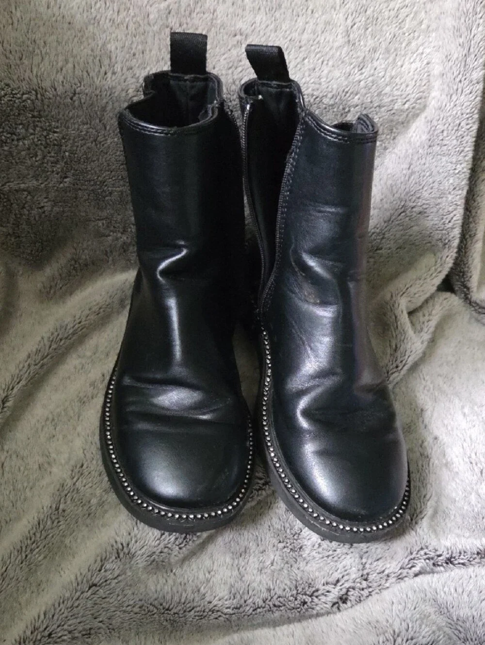 Zara Black Leather Chelsea Ankle Boots with Stud Trim Size 33 Kids 1.5